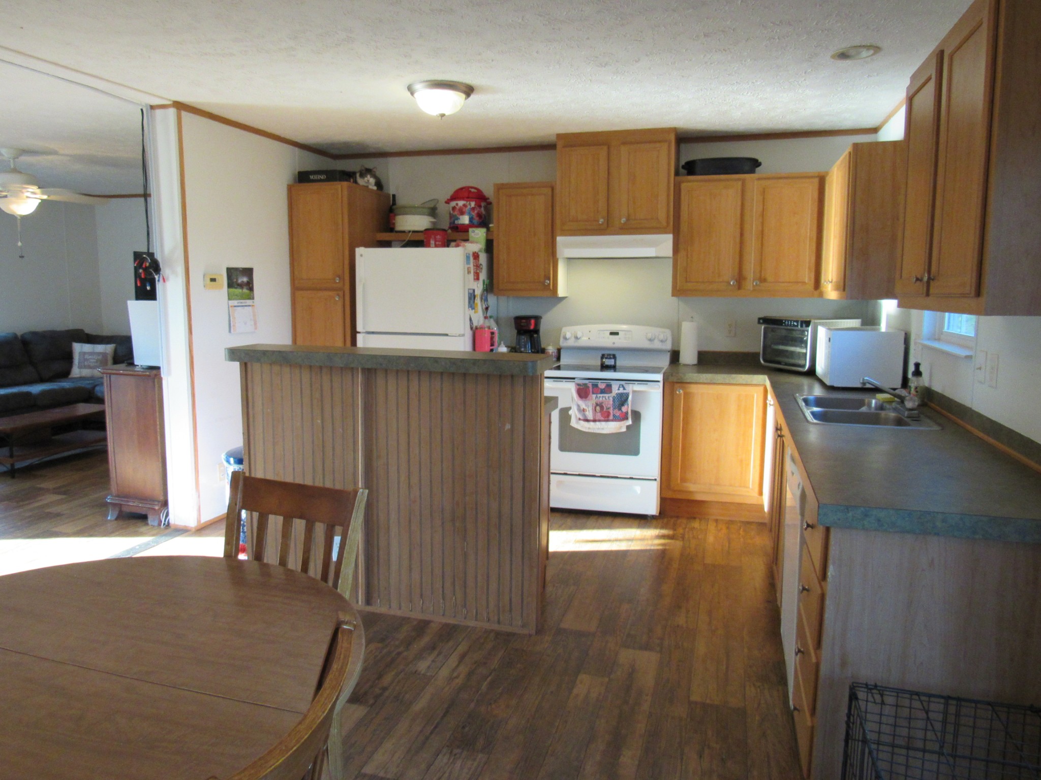 2486 Oakdale Rd Property Photo 13