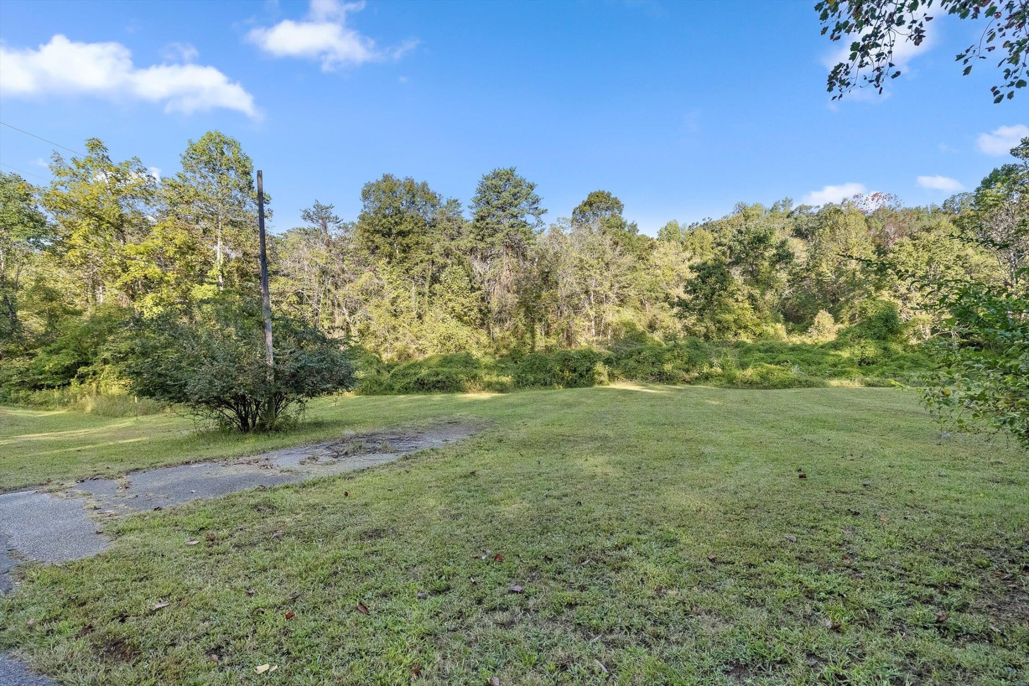 1612 Lula Lake Road Property Photo 5
