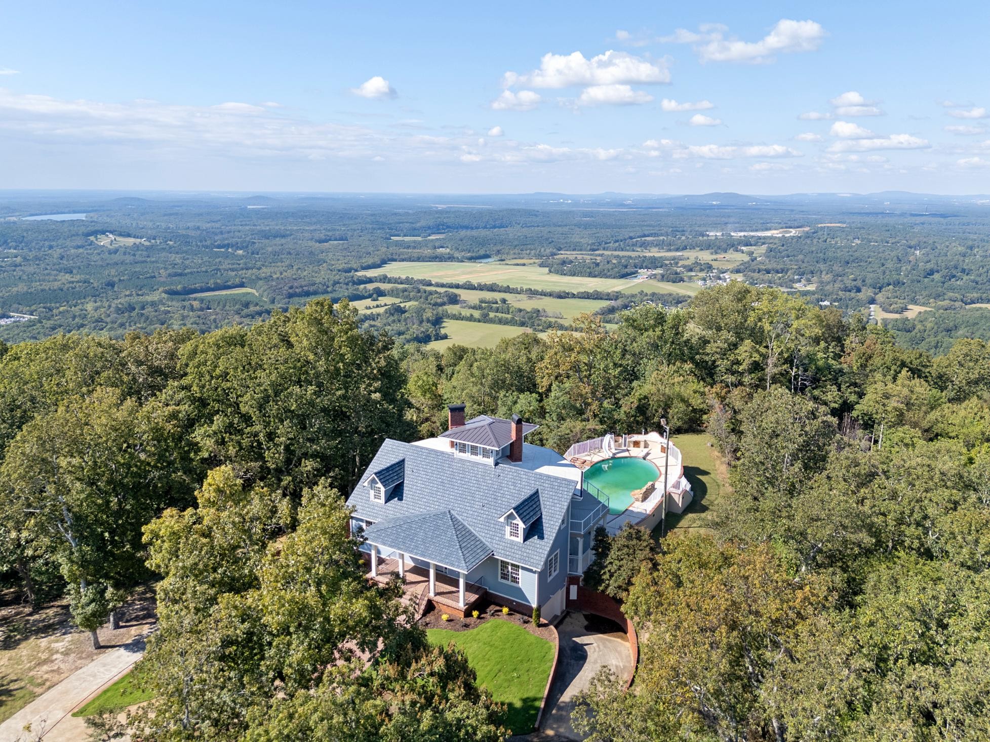 583 Bell Point Rd