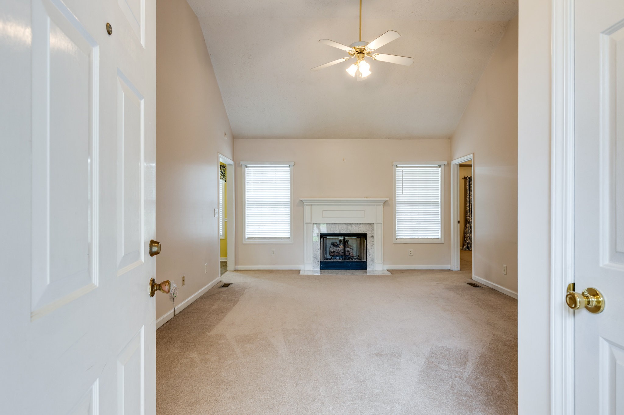 113 Megann Dr Property Photo 3