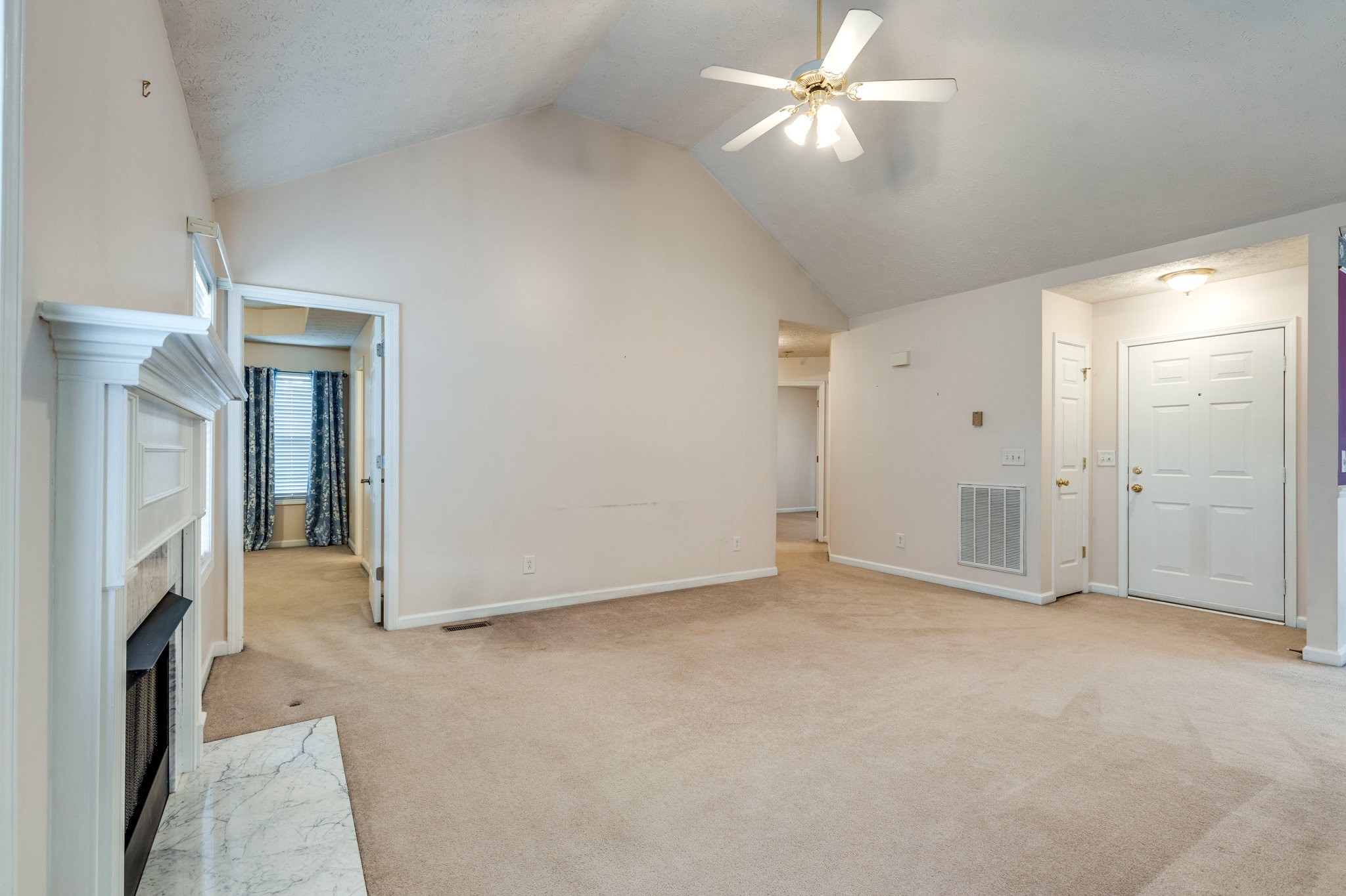 113 Megann Dr Property Photo 4