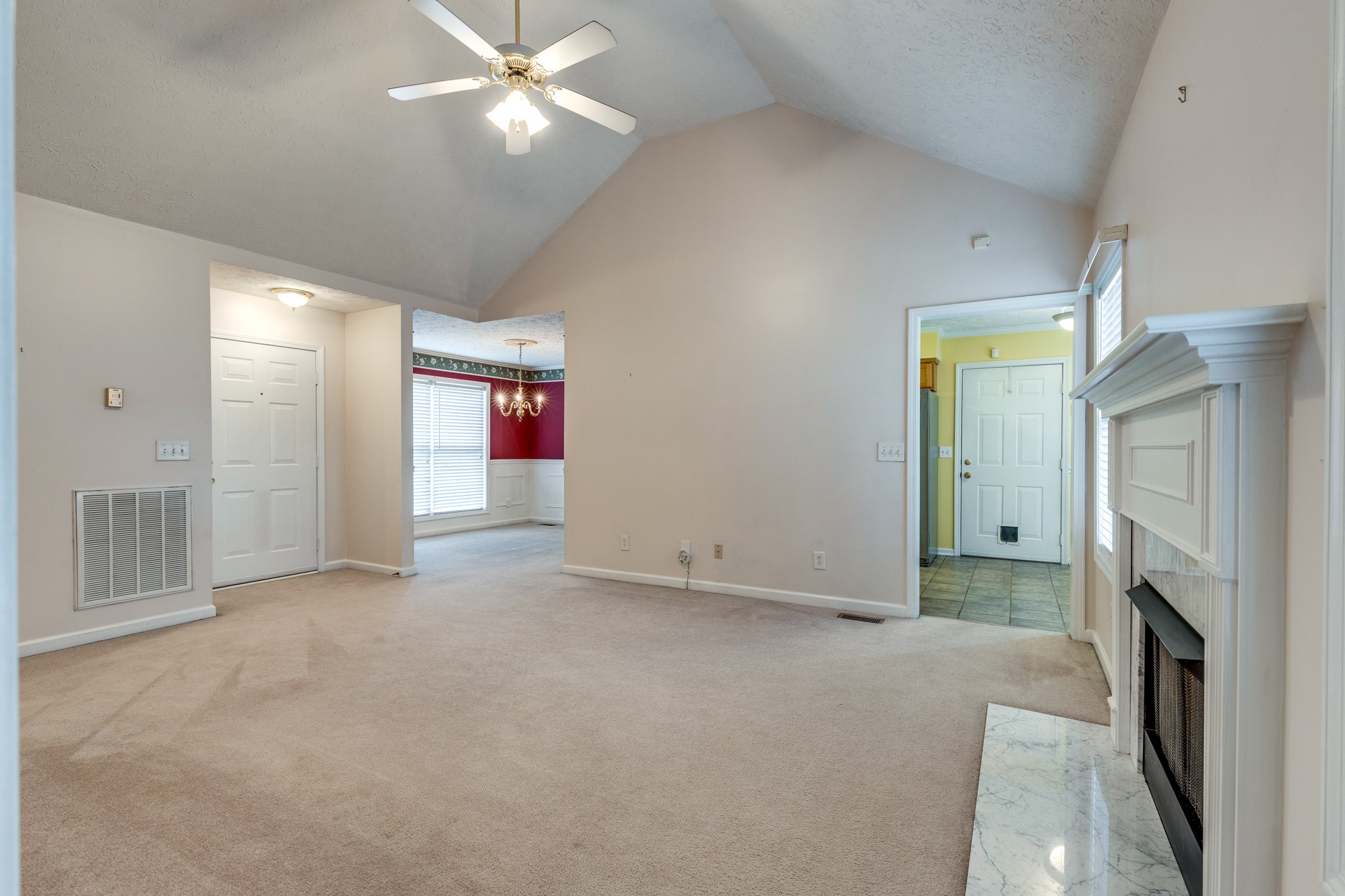 113 Megann Dr Property Photo 6