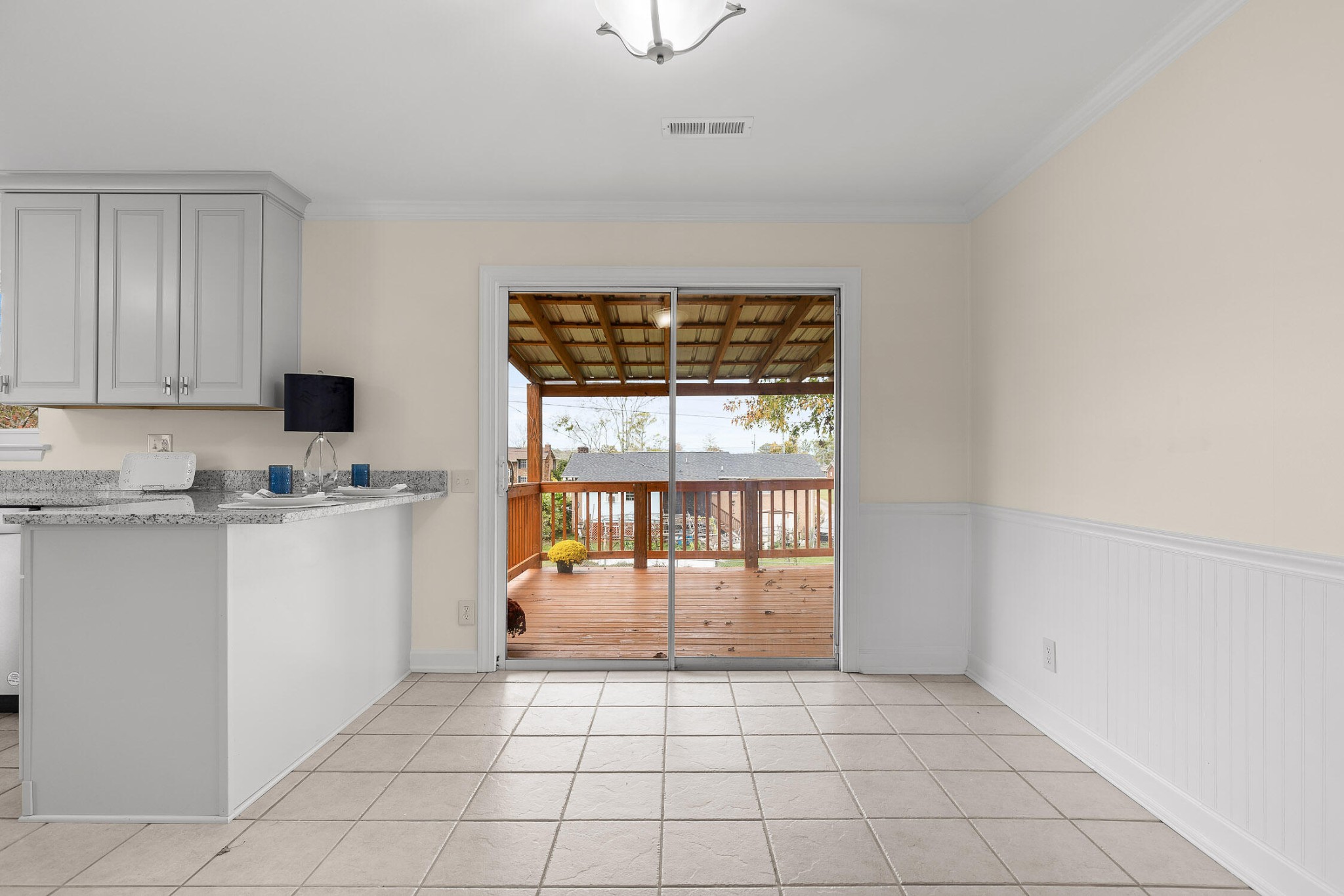 2515 Sharron Drive Property Photo 10