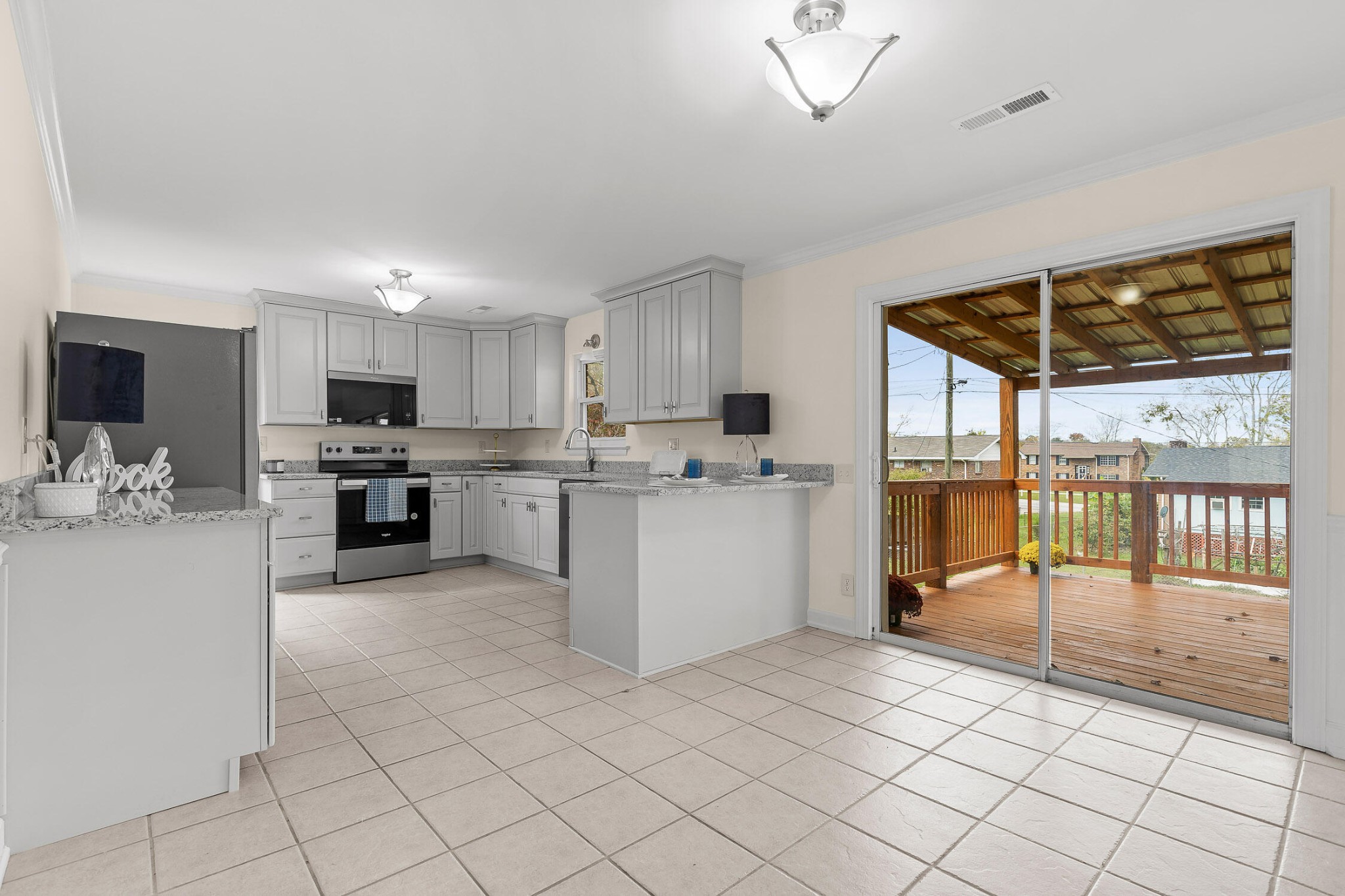2515 Sharron Drive Property Photo 11