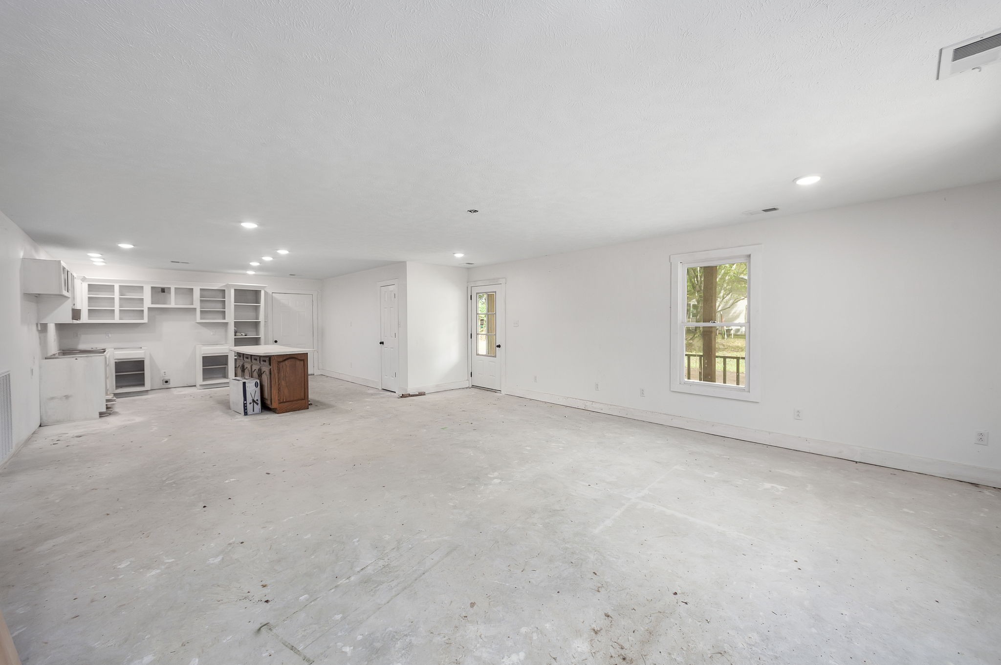 9475 Highway 100 Property Photo 11