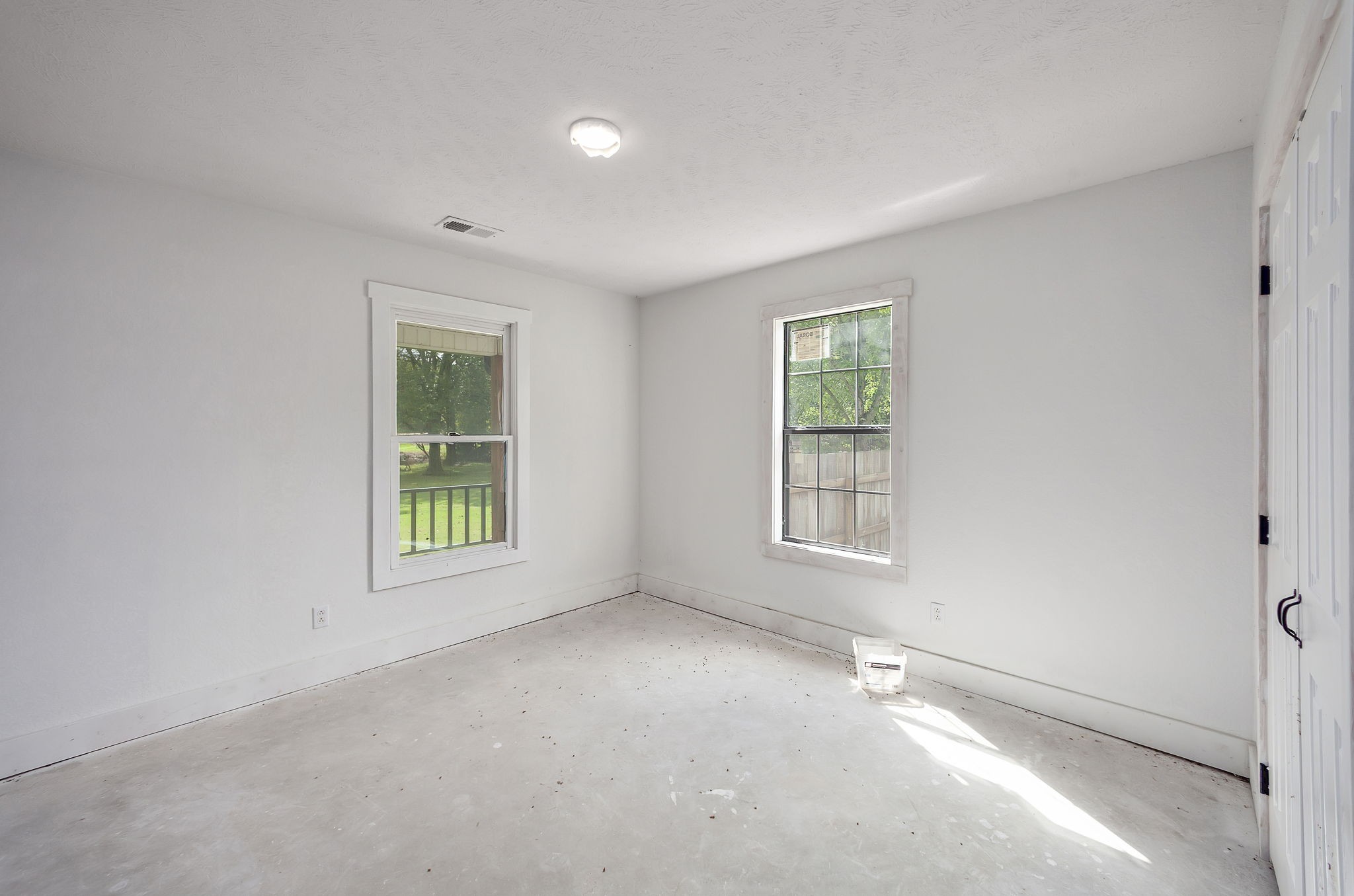 9475 Highway 100 Property Photo 15