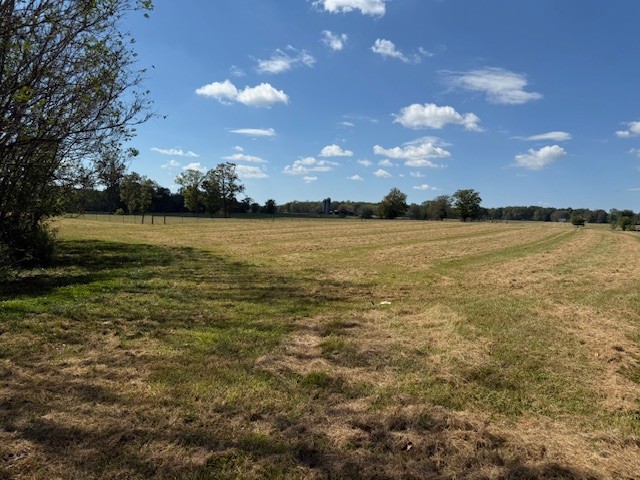 555 Smith Rd Property Photo 21
