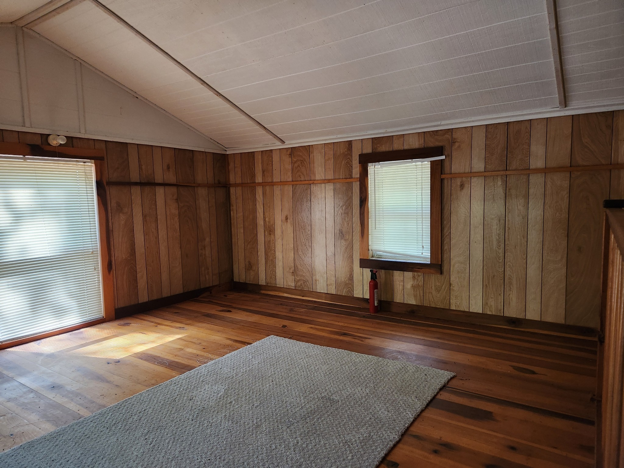 138 Vaughn Rd Property Photo 11