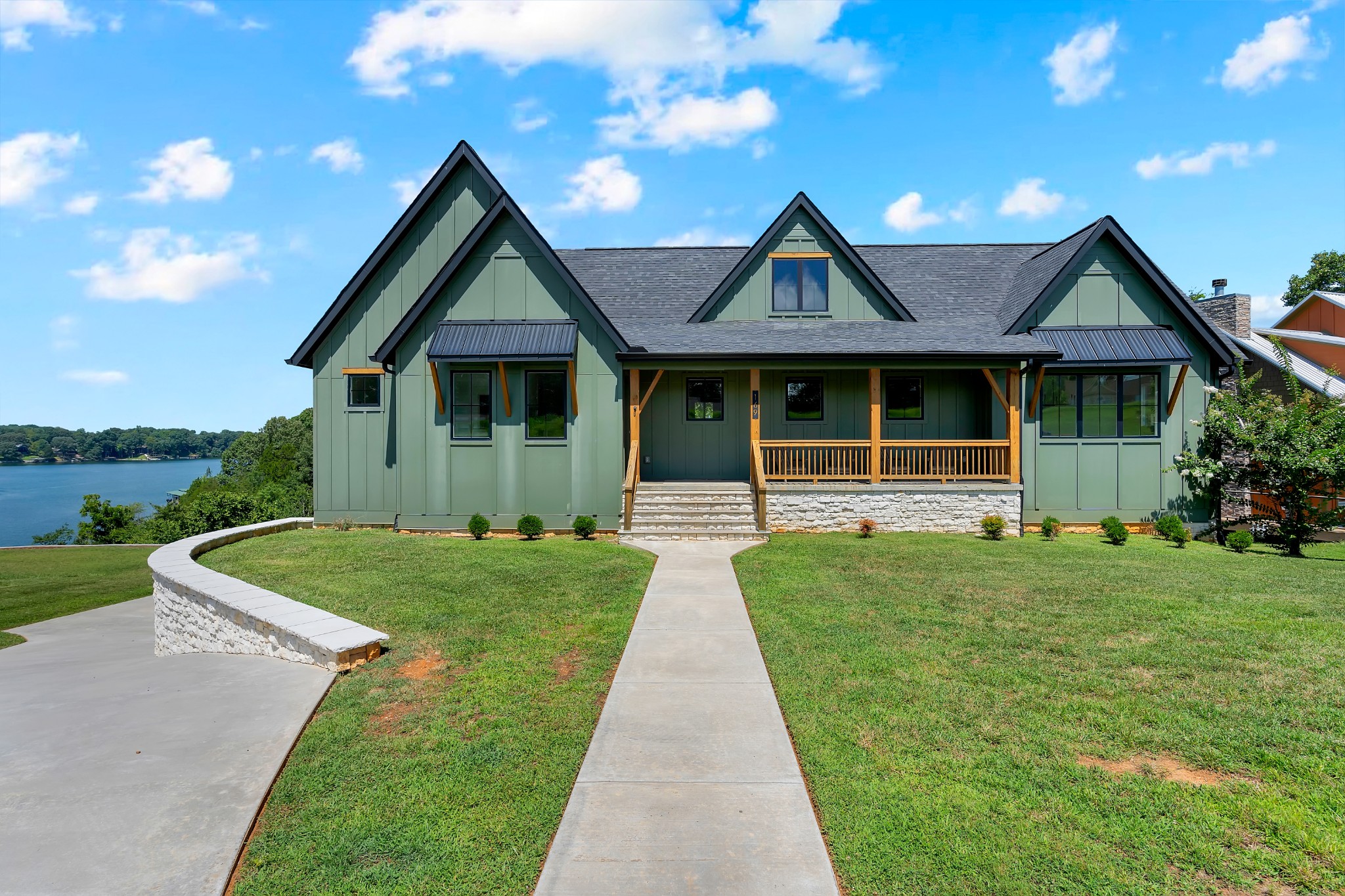 169 Joy Cir Property Photo 1