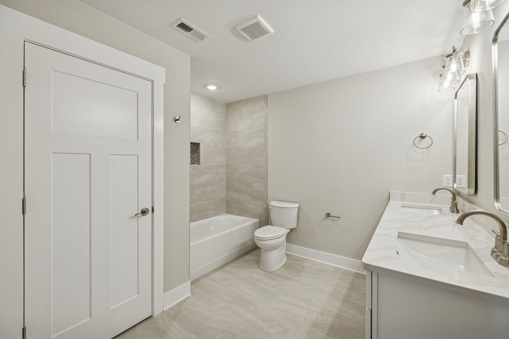 5211 Nw Baylor Street Property Photo 41