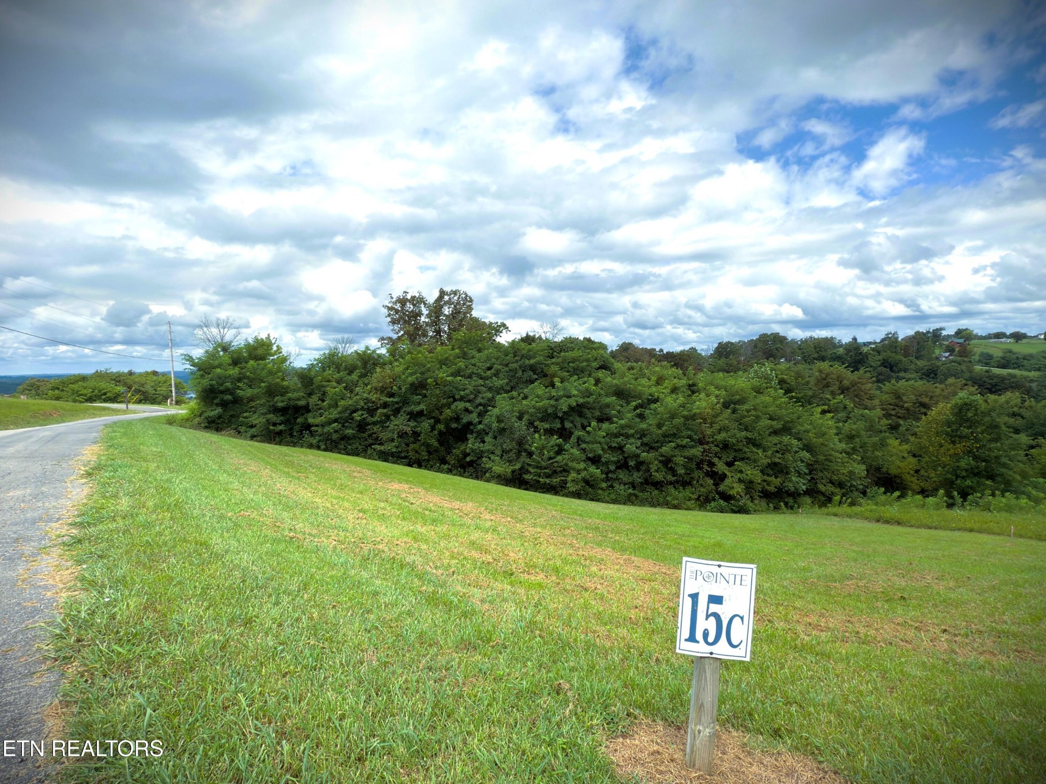 15 Swan Ridge Rd Property Photo 8