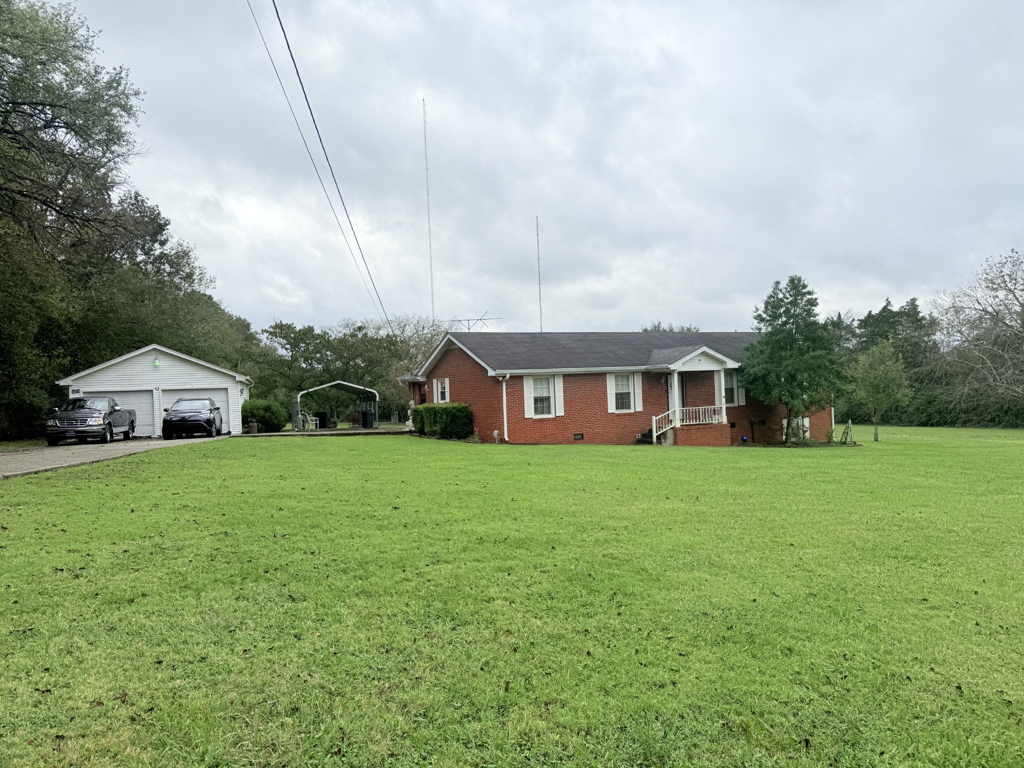 544 Trousdale Ferry Pike Property Photo 1