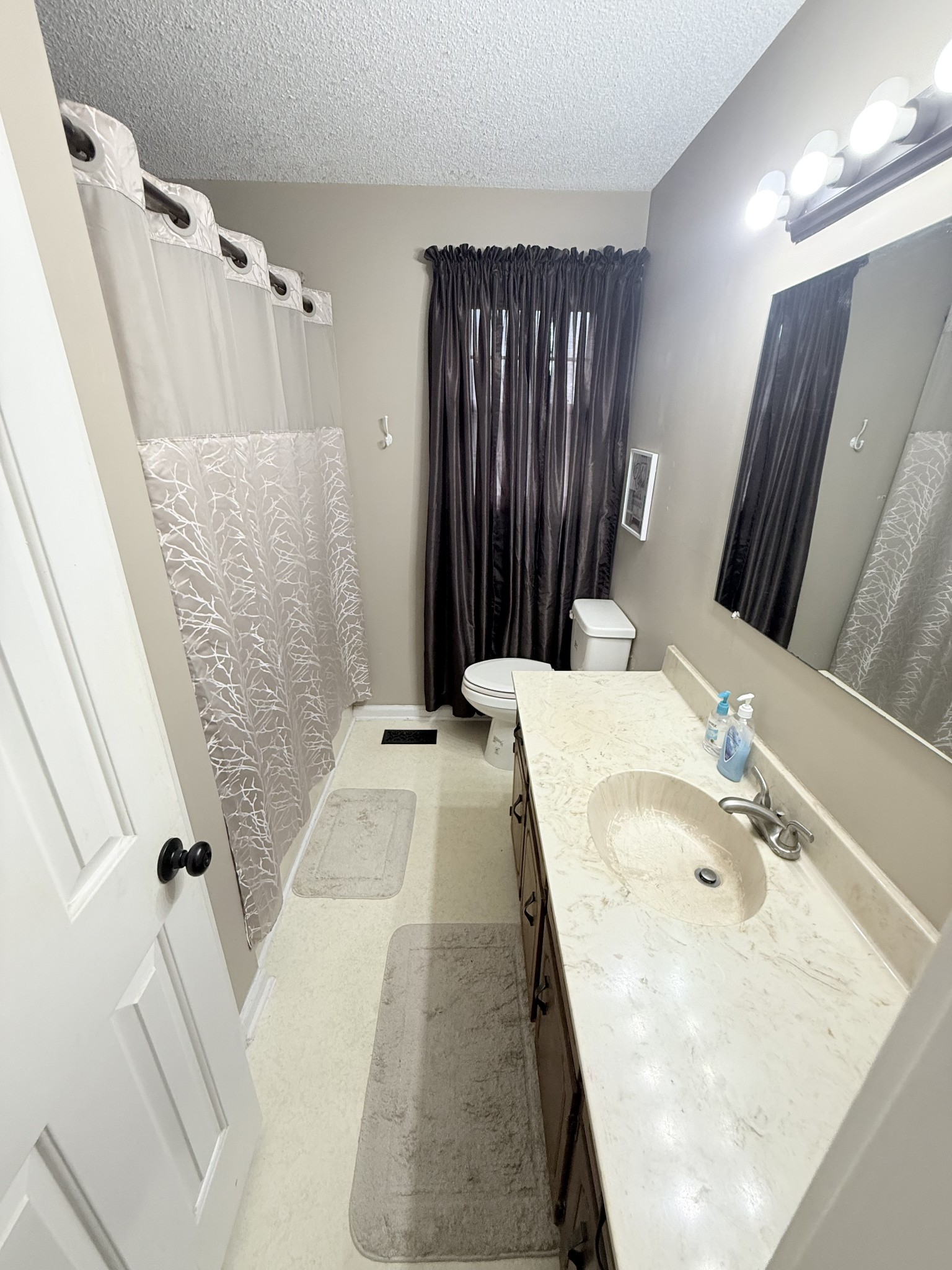 544 Trousdale Ferry Pike Property Photo 12
