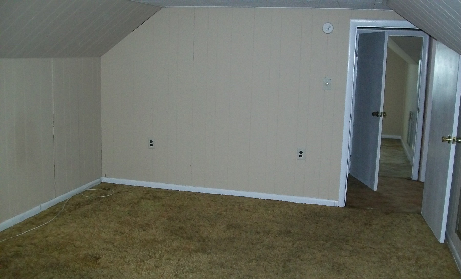105 E Main St Property Photo 6