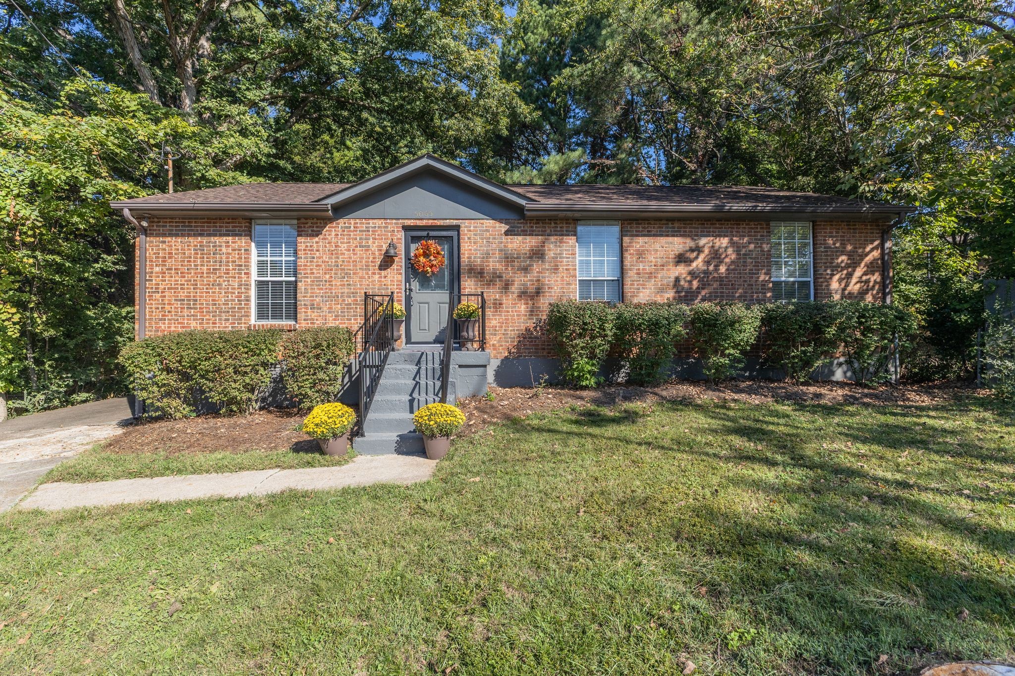 5065 N Hilson Dr Property Photo 1