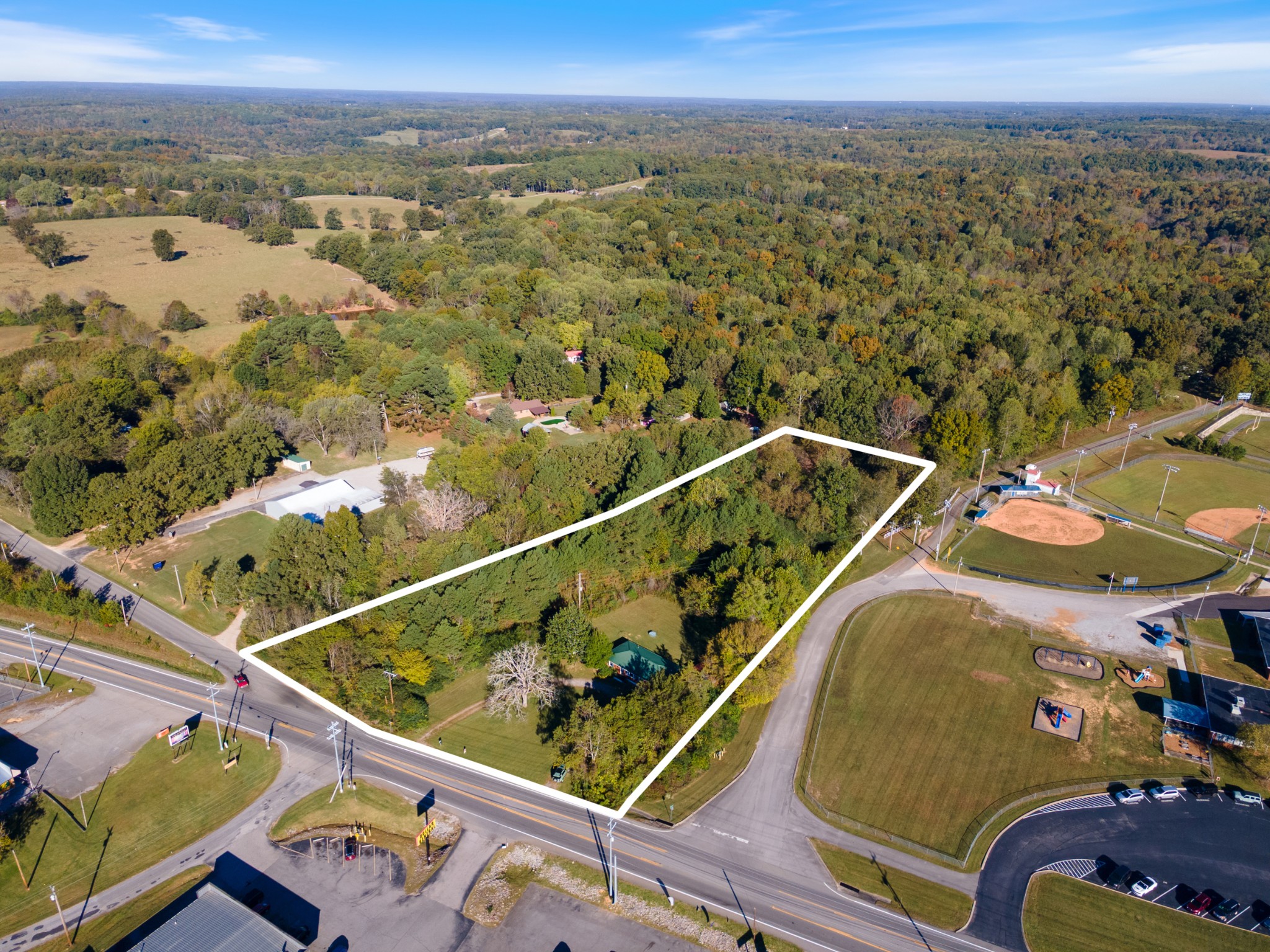 5155 Highway 100 Property Photo 1