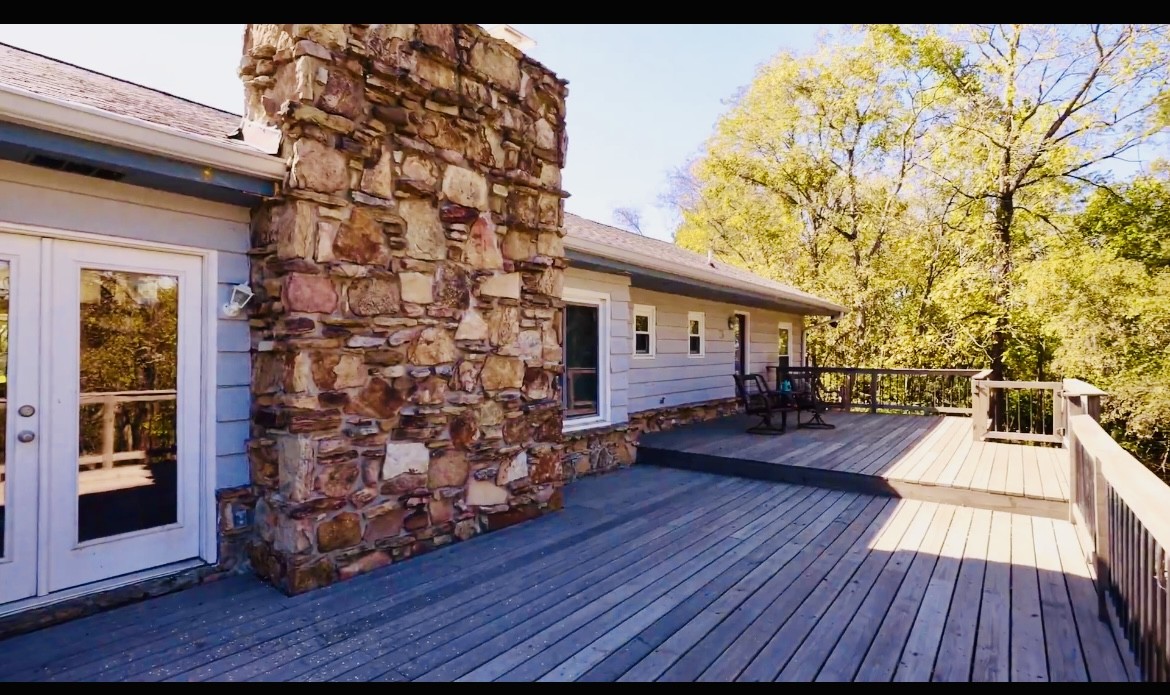 181 Lake Valley Rd Property Photo 3