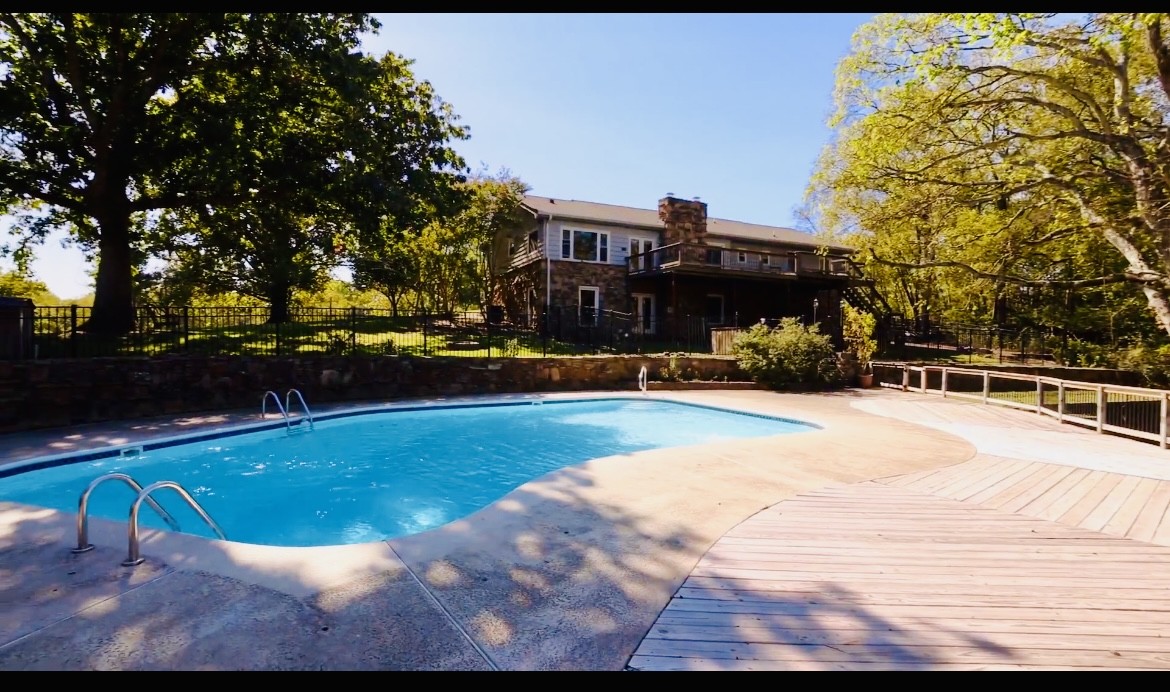 181 Lake Valley Rd Property Photo 5