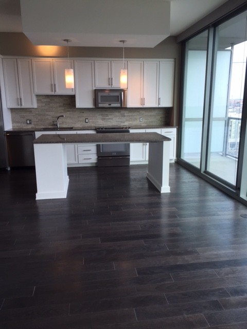 1212 Laurel St Property Photo 1