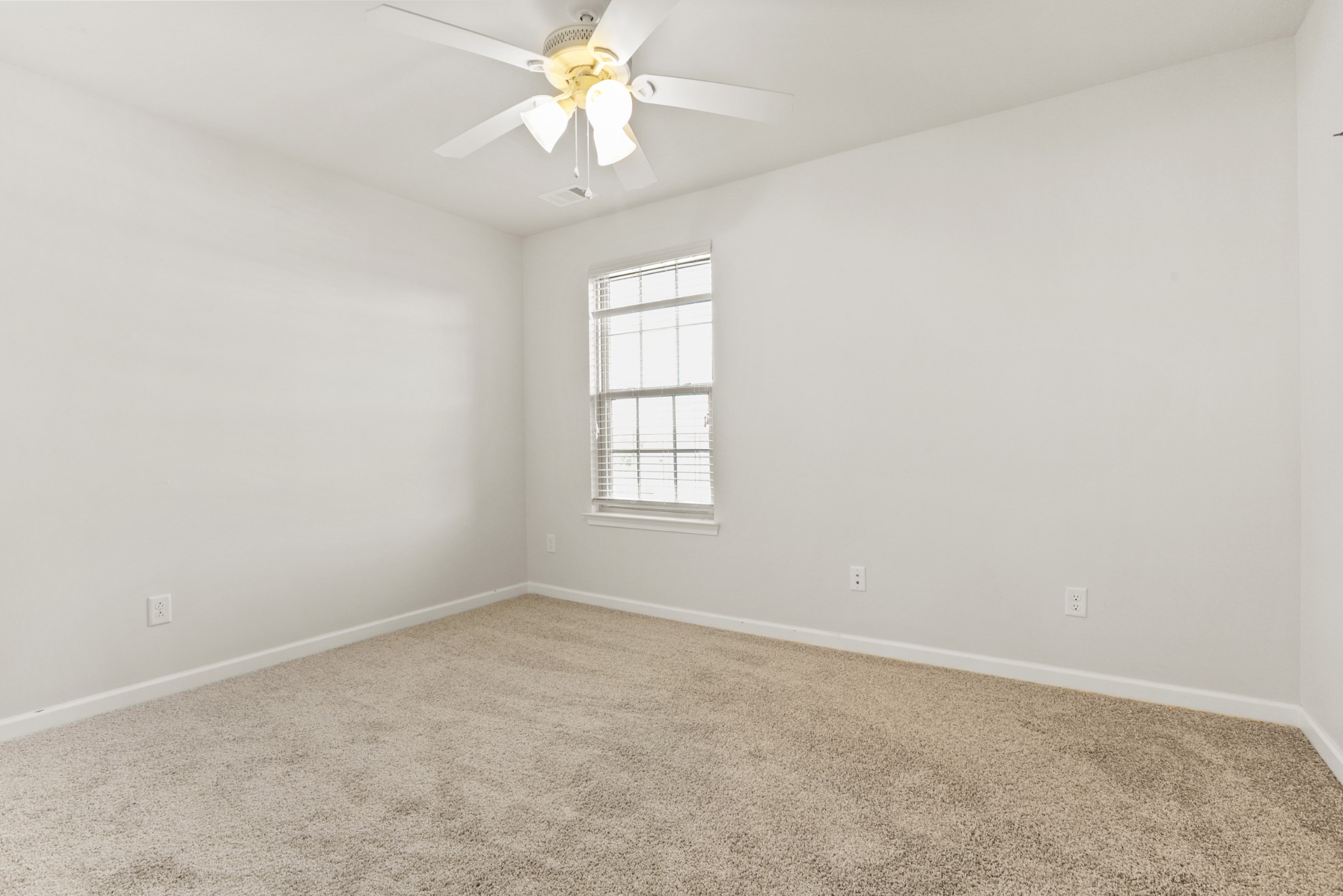 13 Settlers Ct Property Photo 18