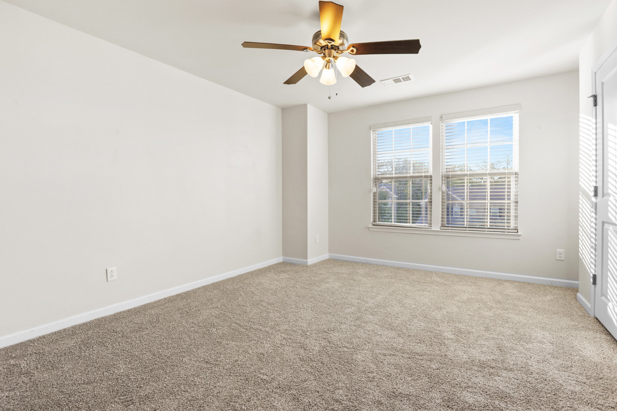 13 Settlers Ct Property Photo 20