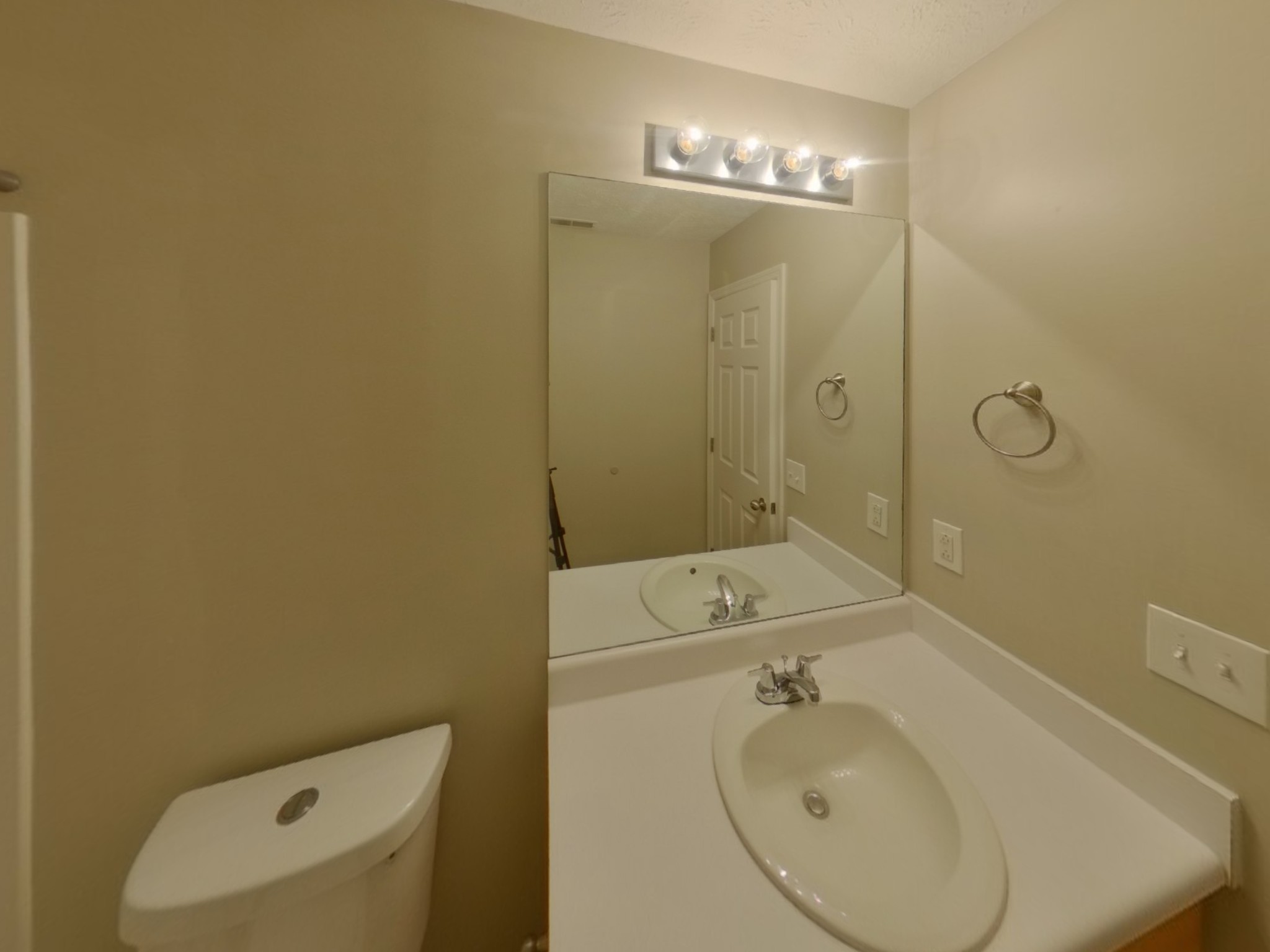 2616 Apostle Ln Property Photo 8