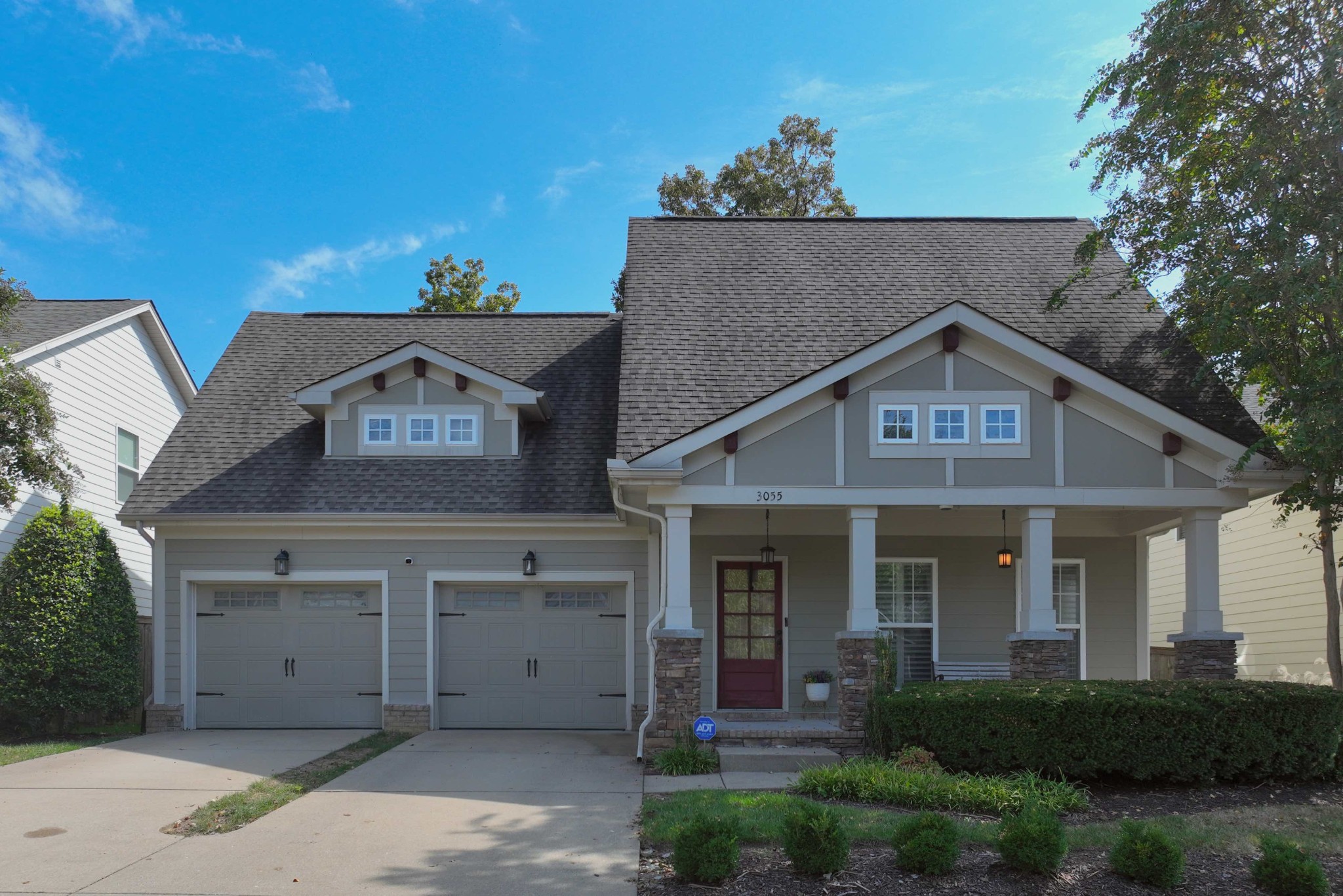 3055 Kirkland Cir Property Photo 1