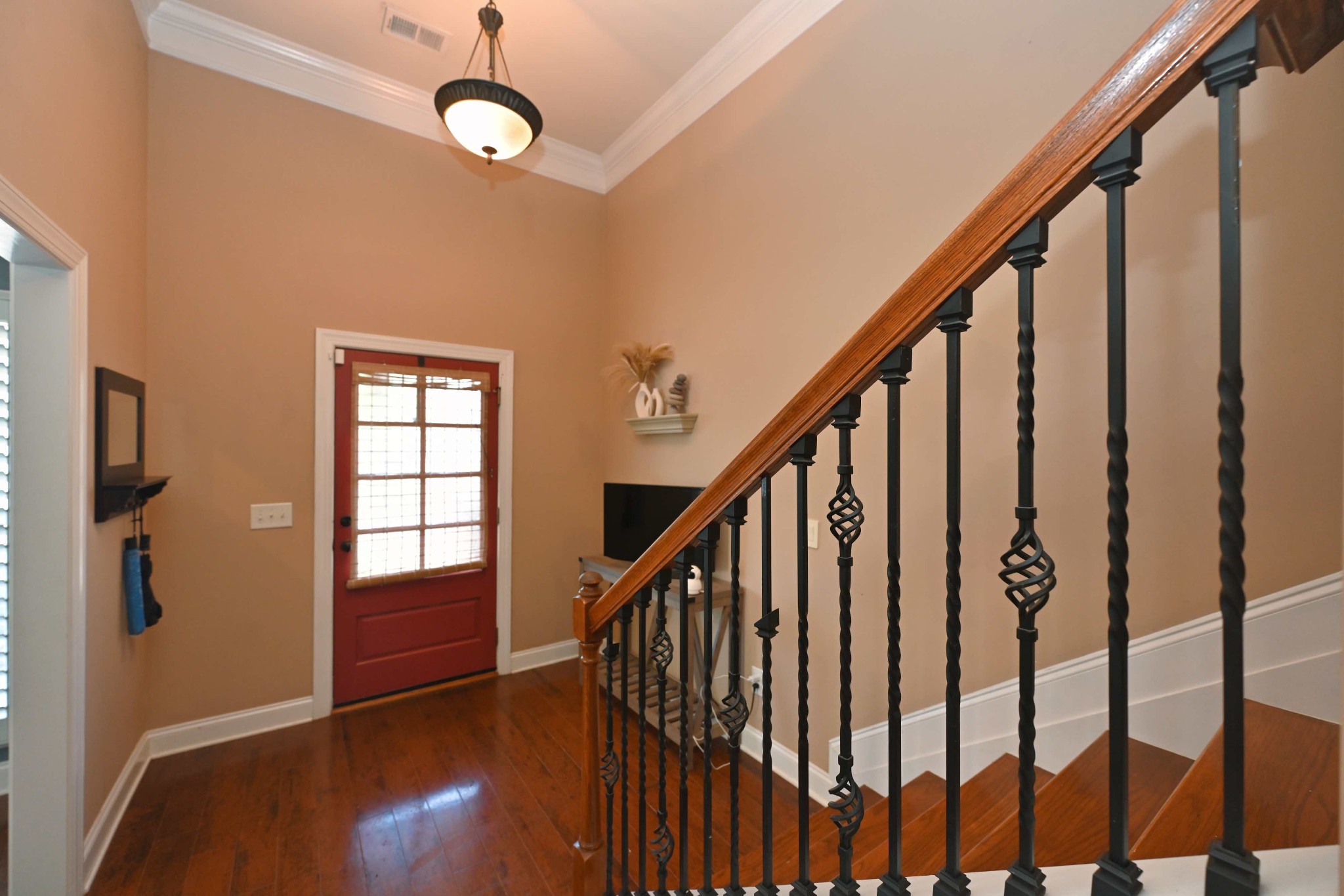 3055 Kirkland Cir Property Photo 6
