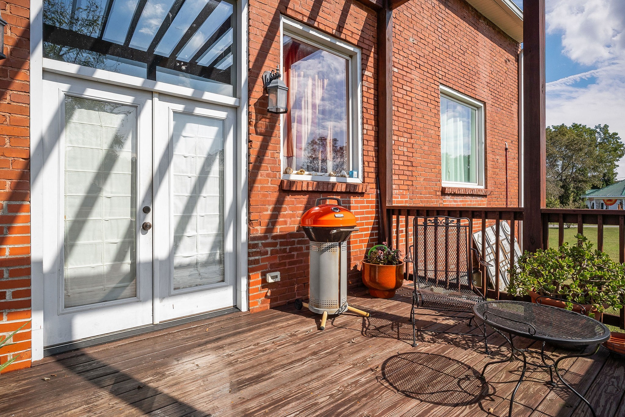 164 Clover St Property Photo 44