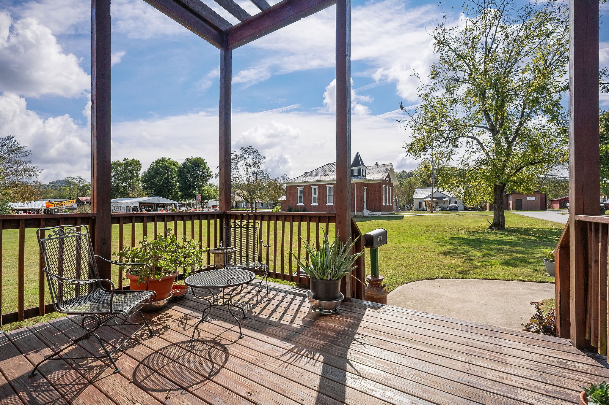 164 Clover St Property Photo 45