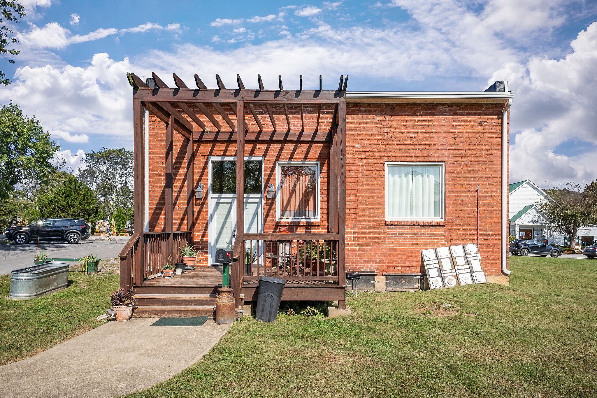 164 Clover St Property Photo 46