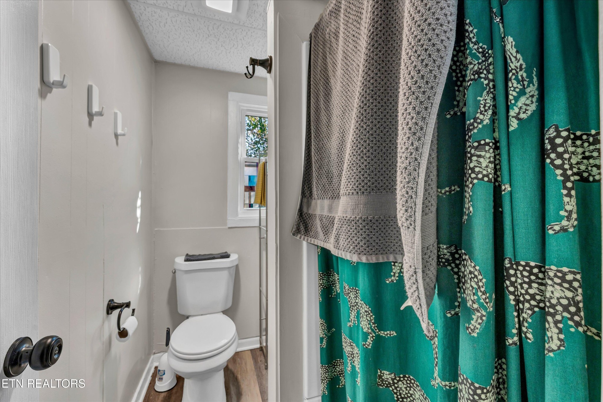 558560 W Outer Drive Property Photo 11