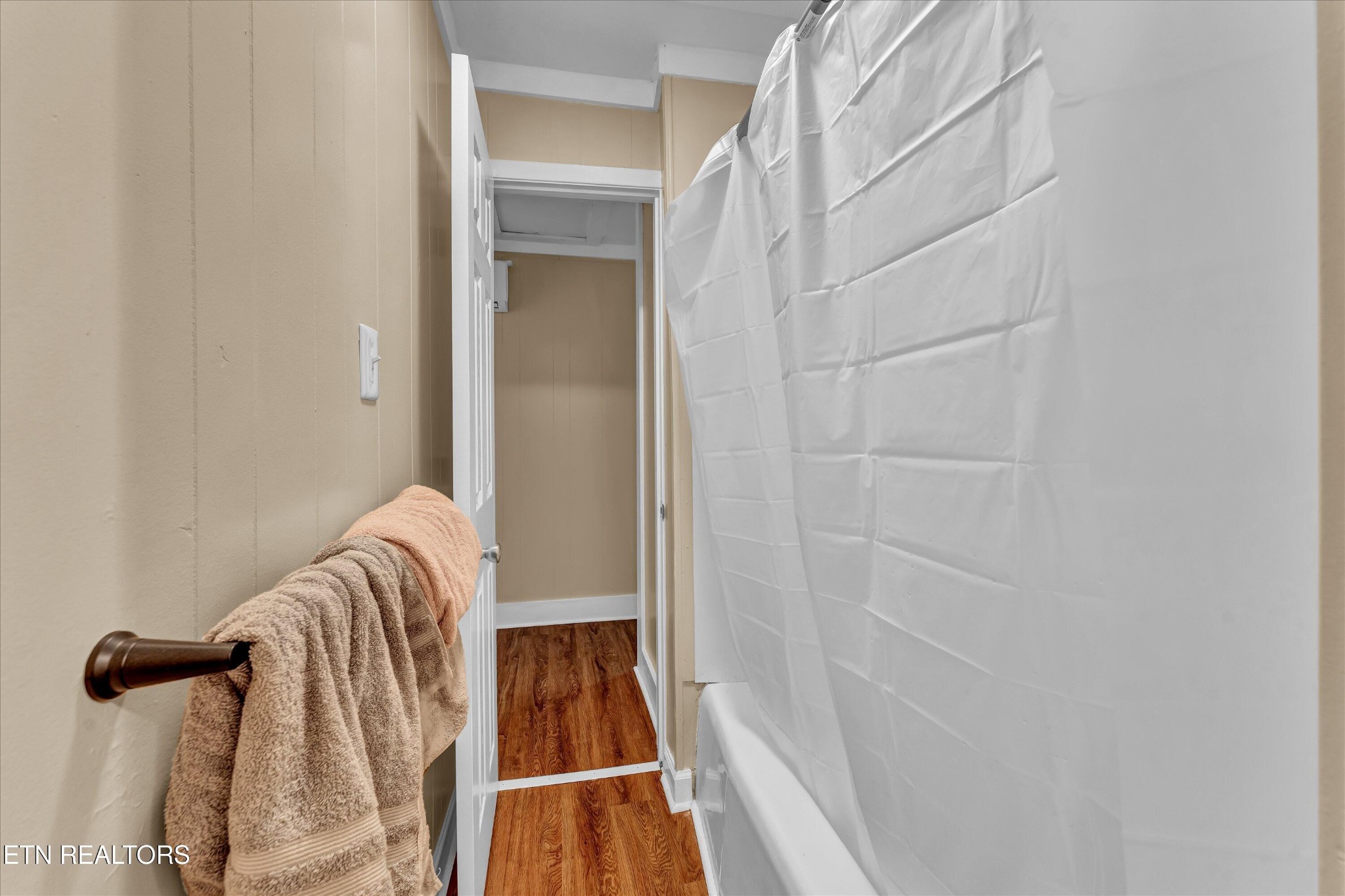 558560 W Outer Drive Property Photo 22