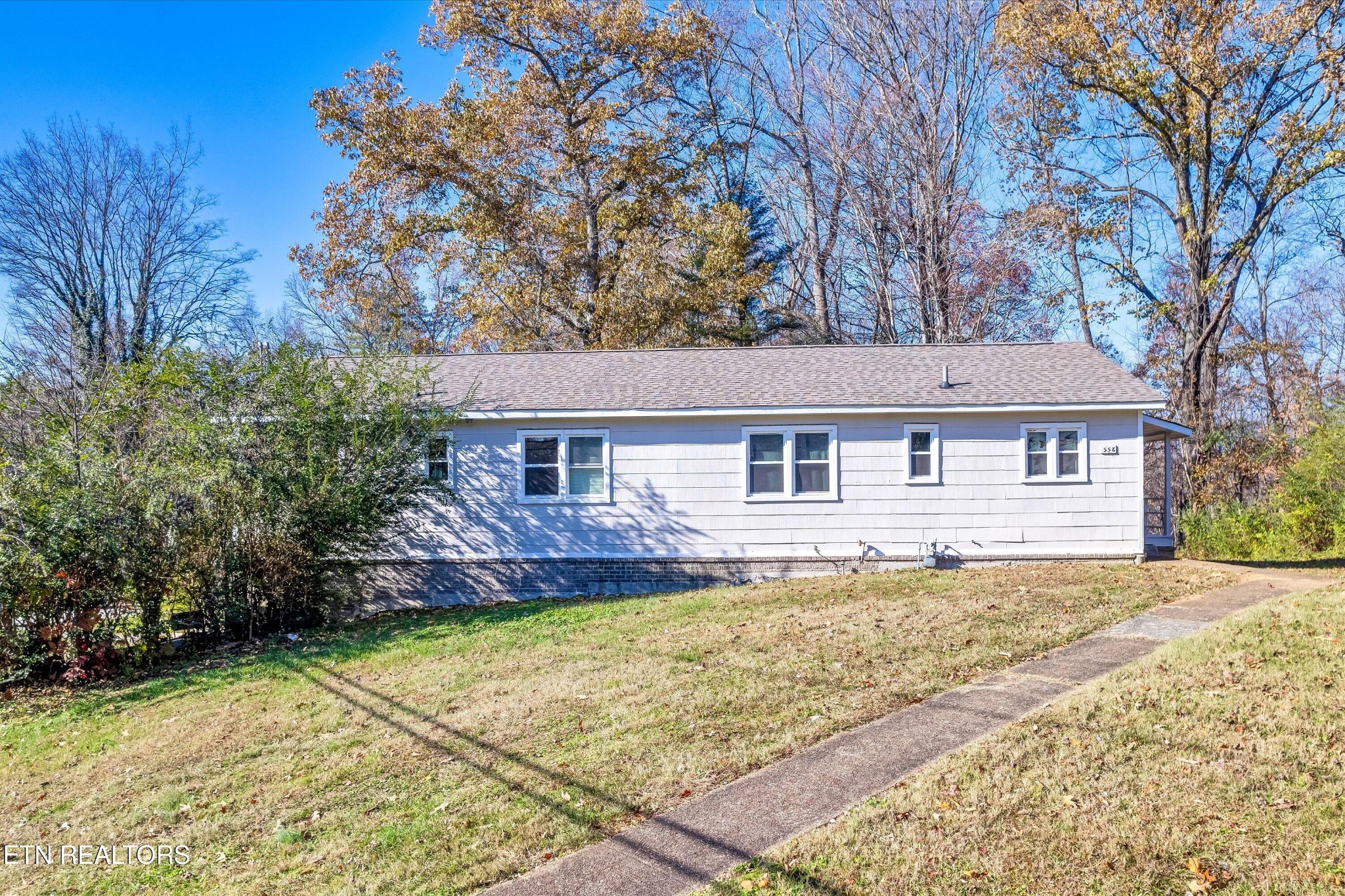 558560 W Outer Drive Property Photo 27