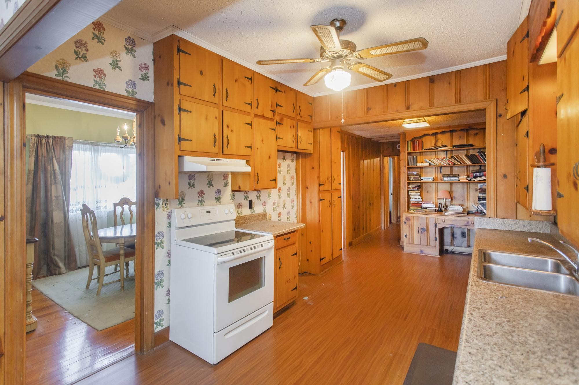 1700 Riverside Rd Property Photo 11