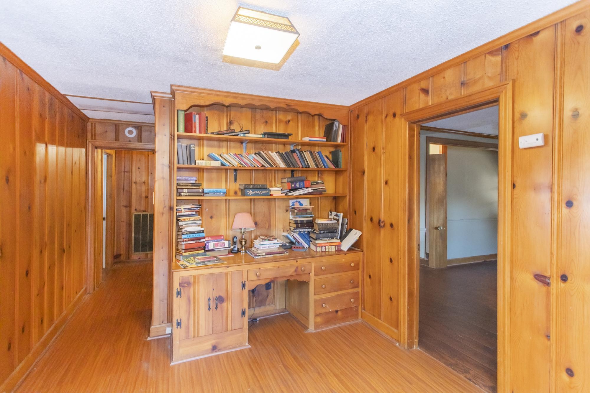 1700 Riverside Rd Property Photo 12