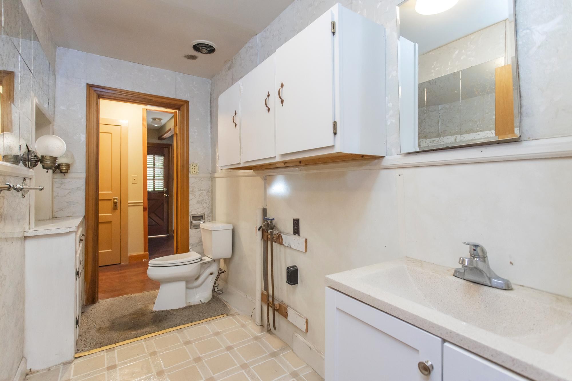 1700 Riverside Rd Property Photo 16