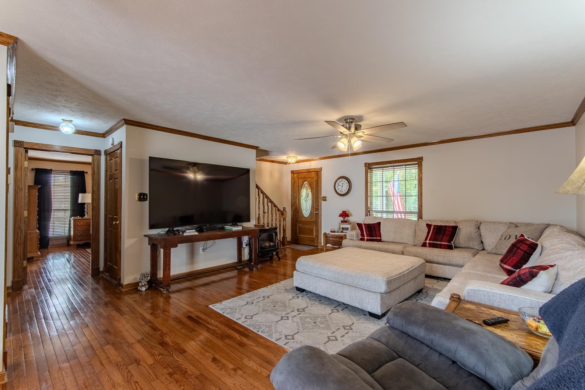1075 Hwy 203 Property Photo 5