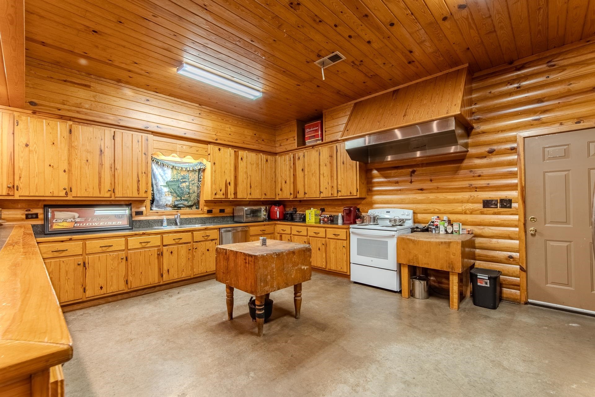 1075 Hwy 203 Property Photo 32
