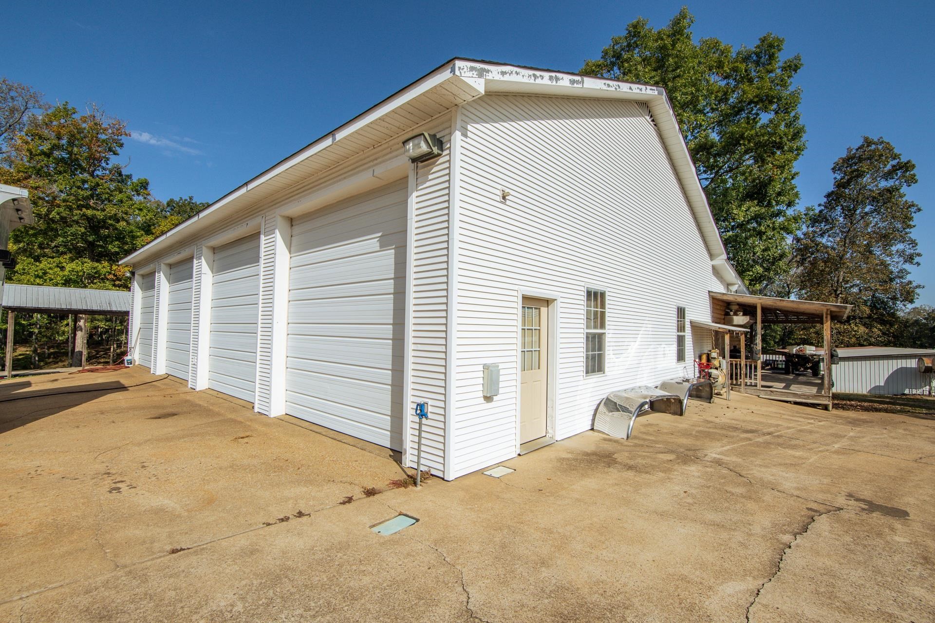 1075 Hwy 203 Property Photo 37