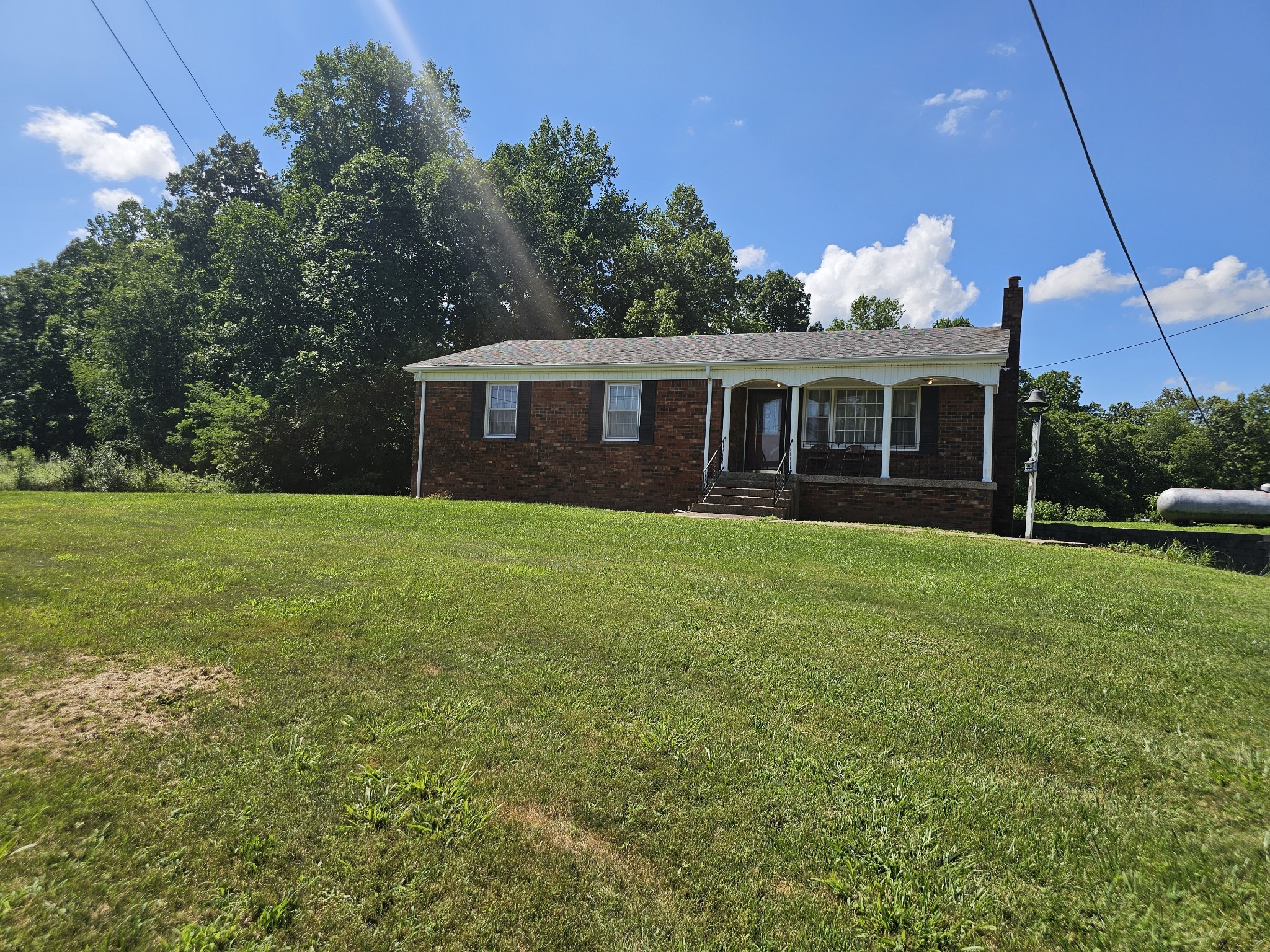 1077 Rock Ave Property Photo 2