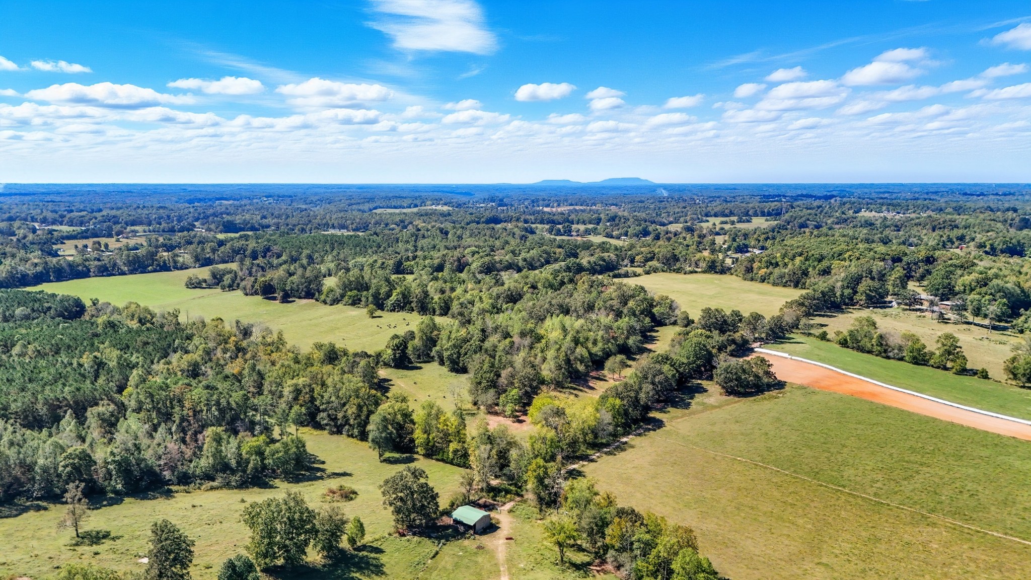 2 Smithville Hwy Property Photo 8