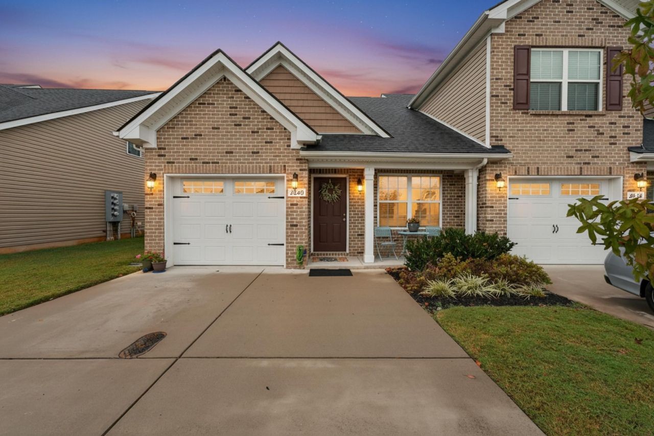 2040 Alysheba Run Property Photo 1