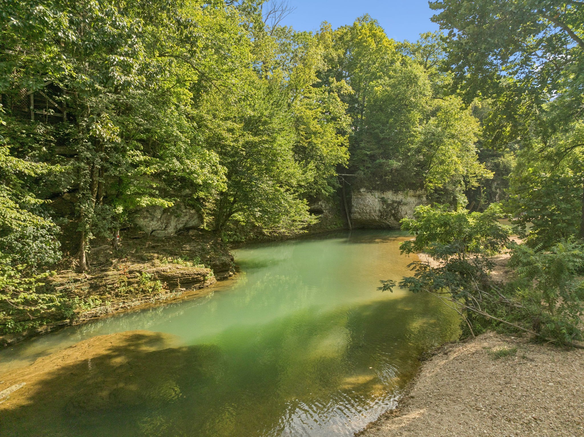 6823 Piney River Rd, N Property Photo 5