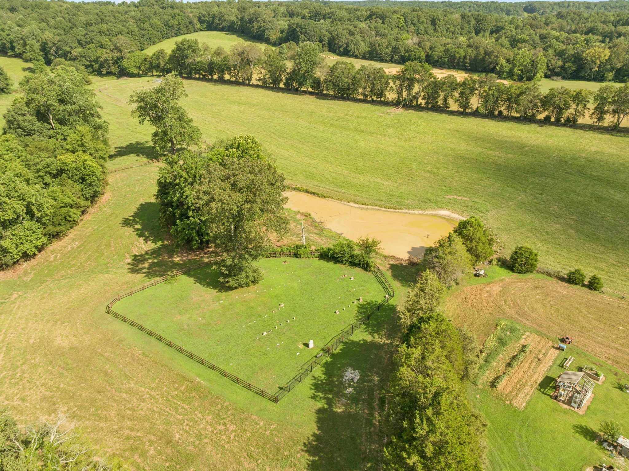 6823 Piney River Rd, N Property Photo 6