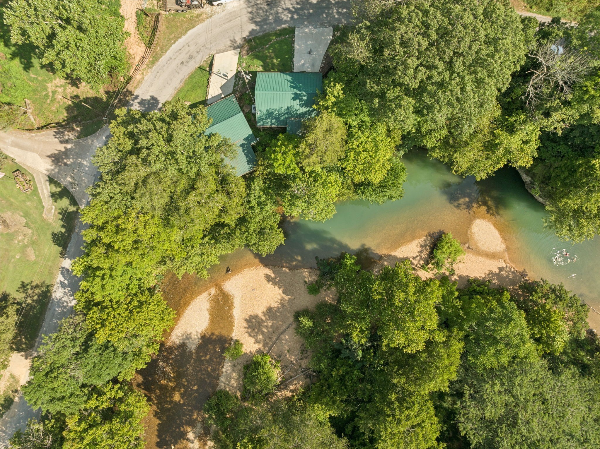 6823 Piney River Rd, N Property Photo 15