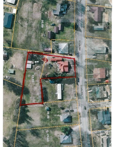 218 E Lake Ave Property Photo 43