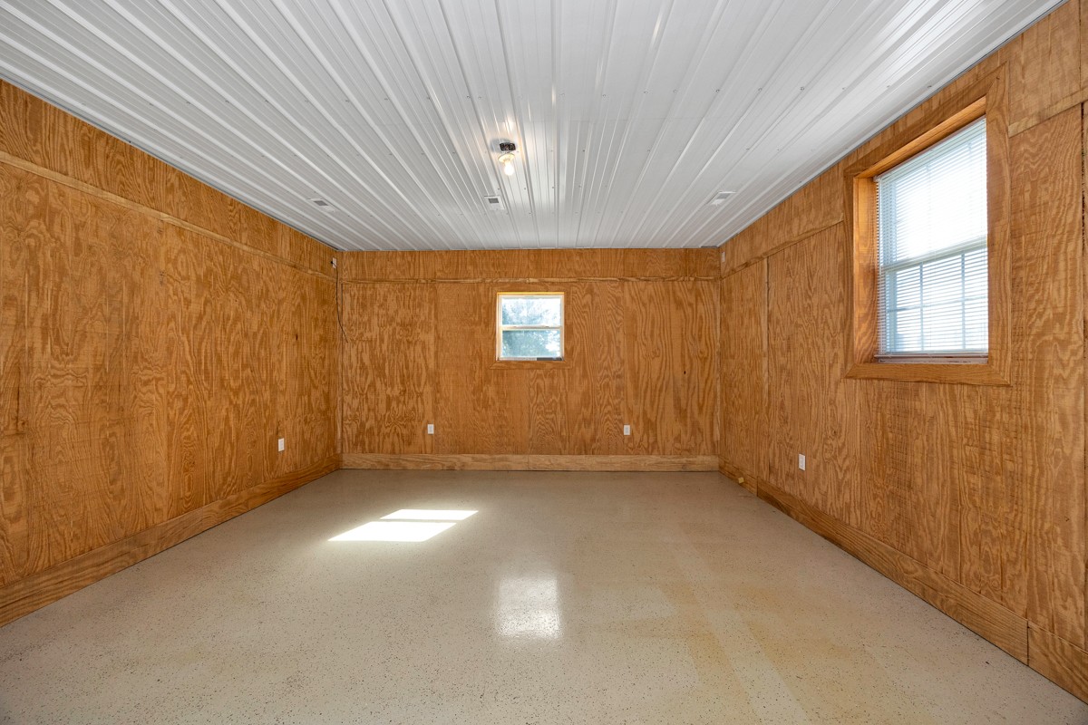 167 Henry Bayless Rd Property Photo 3