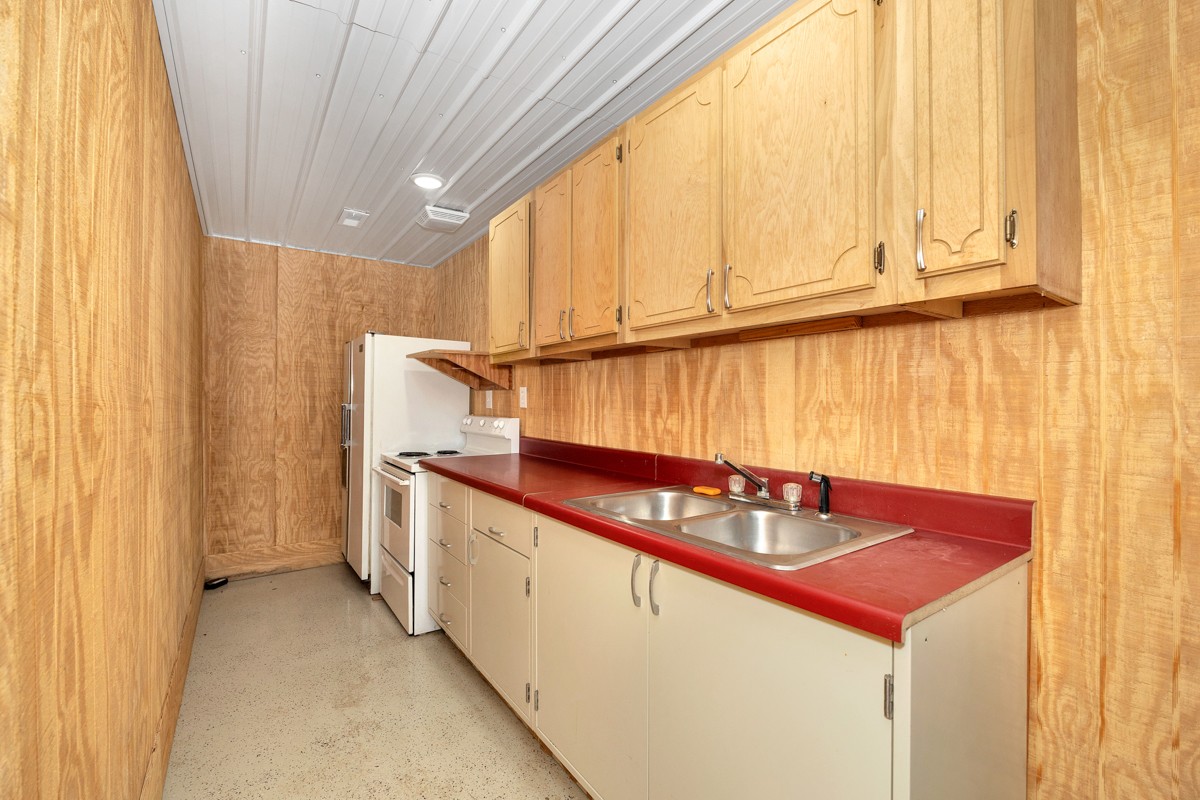 167 Henry Bayless Rd Property Photo 4