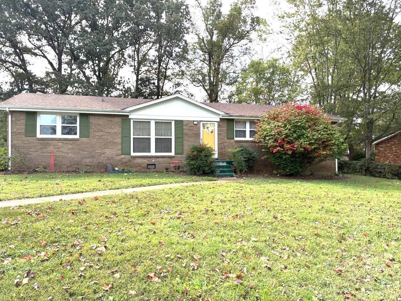 207 Dale Ter Property Photo 1
